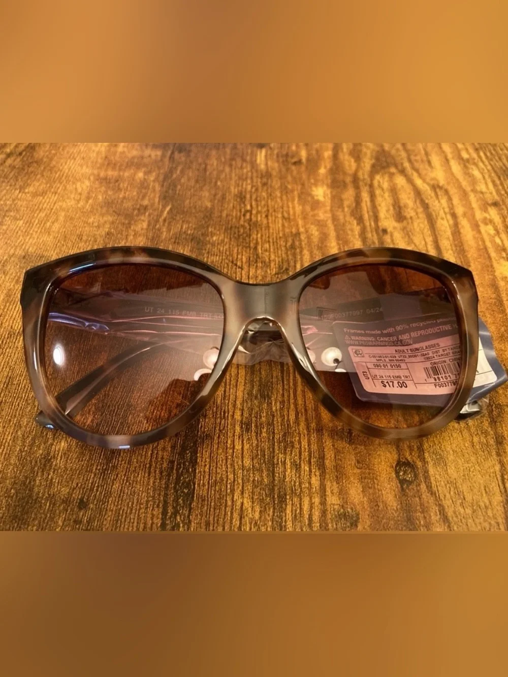 Universal Thread Women's Oversized Plastic Cateye Sunglasses w/ Gradient Lenses